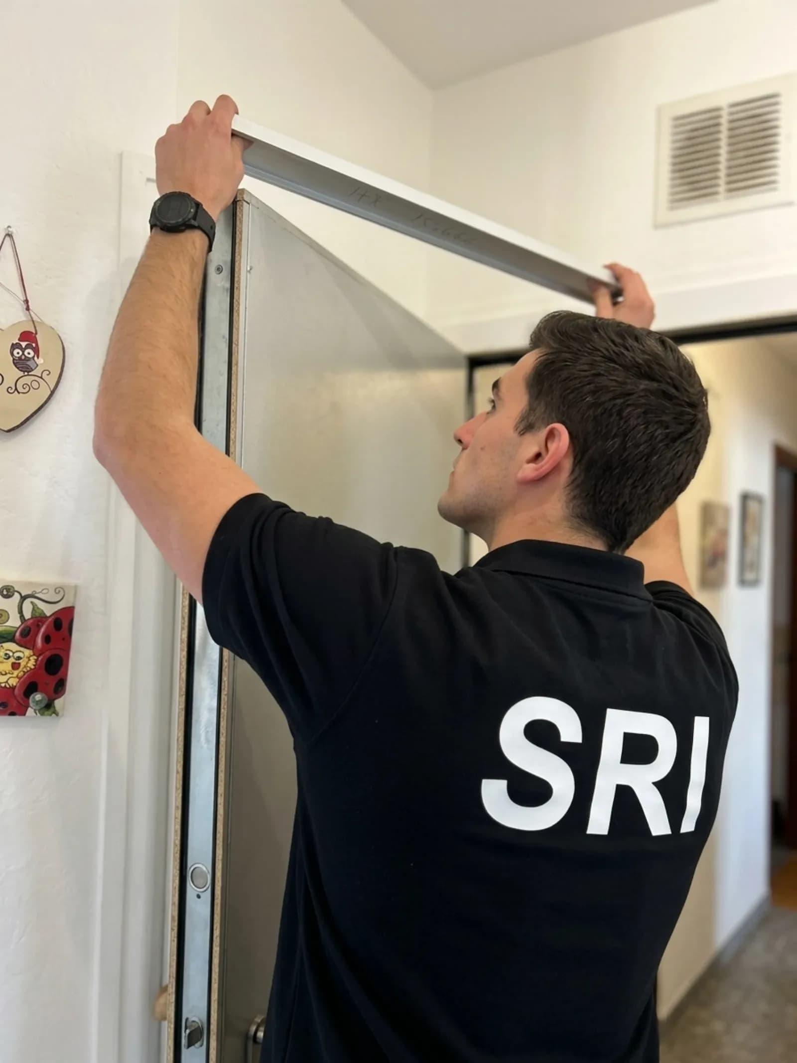 Porte blindée équipée d’une serrure multipoints certifiée A2P