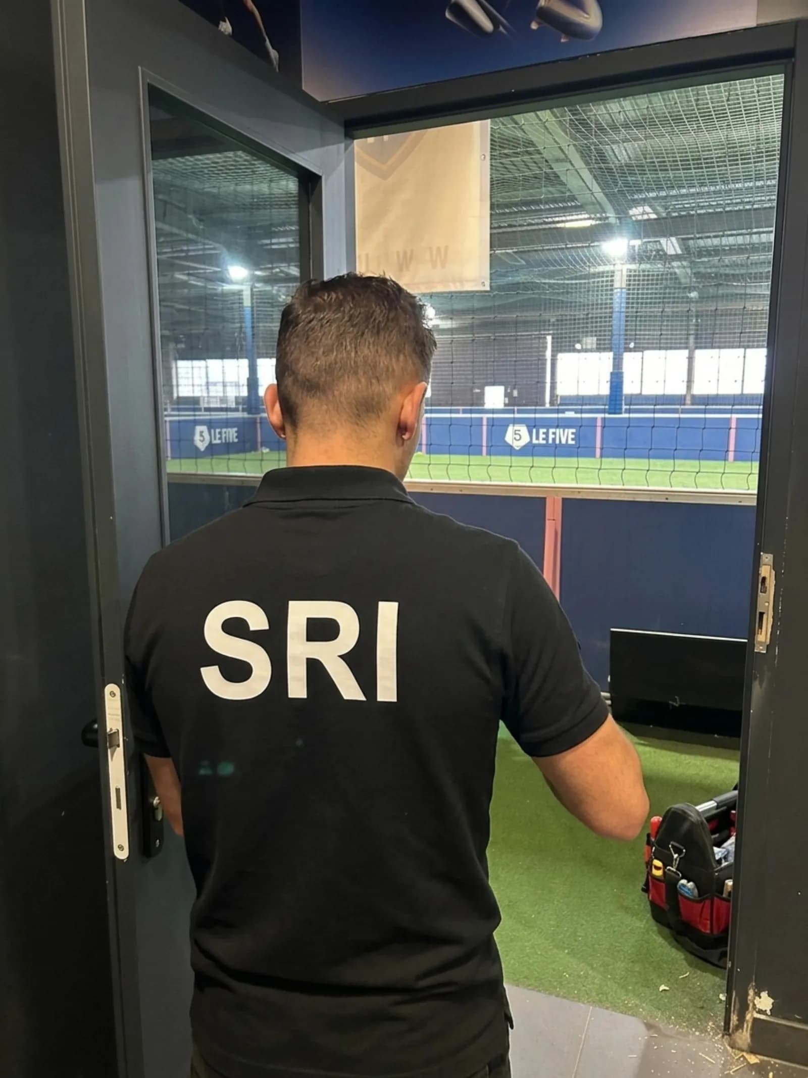 Contrôle d’accès Lecteur de badge de contrôle d’accès installé par SRI — préparation de l’intervention